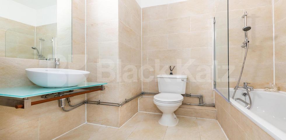 			STUNNING 1 BED WAREHOUSE APARTMENT, 1 Bedroom, 1 bath, 1 reception Apartment			 ABILITY PLAZA-KINGSLAND ROAD, DALSTON/HAGGERSTON